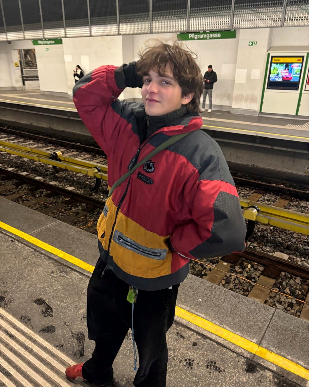 Tim Horner auf dem Bahnsteig — Game Design Kapitel